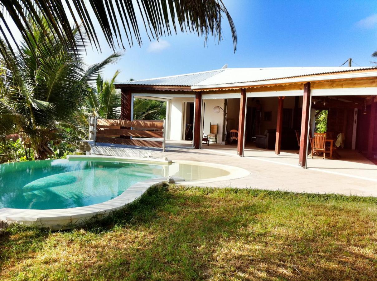 Wild Paradise: Villa Vue Mer Piscine A Debordement Le Moule Exterior photo